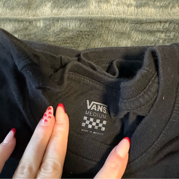 Y2K OFF THE WALL VANS ORIGINAL BLACK GRAPHIC TSHIRT WOMENS MEDIUM - Picture 3 of 3